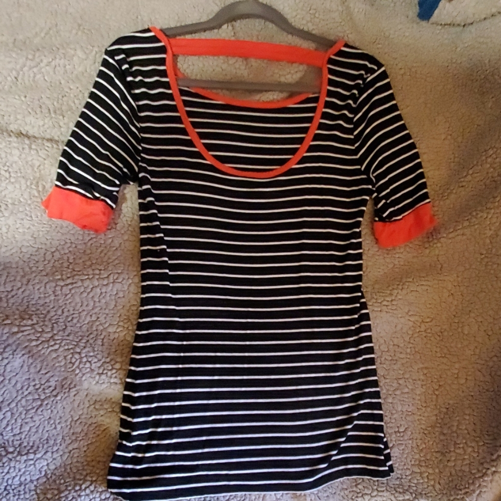 JOAN VASS TOP - Picture 2 of 3